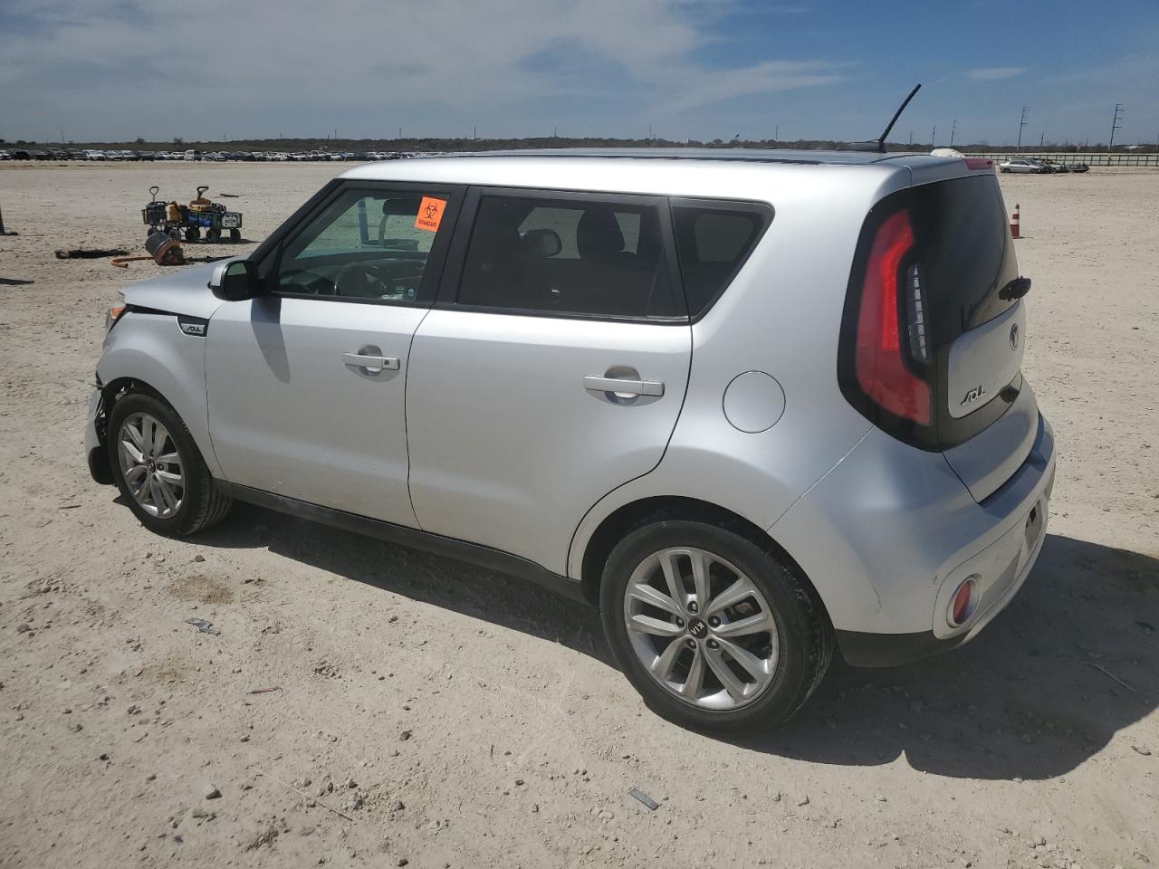 2017 KIA Soul VIN KNDJP3A58H7413301 Copart auction photo, front end / minor dent/scratches damage thumbnail 2