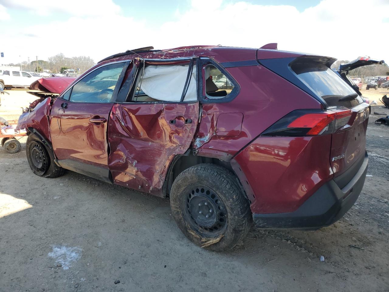 2021 Toyota RAV 4 VIN 2T3H1RFV6MW134746 Copart auction photo, front end / side damage thumbnail 2