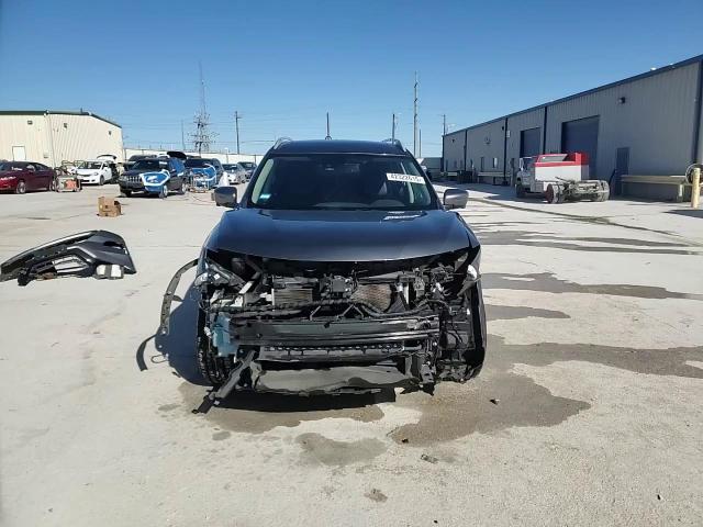 2019 Nissan Rogue VIN 5N1AT2MV0KC808679 Copart auction photo, front end / minor dent/scratches damage thumbnail 15