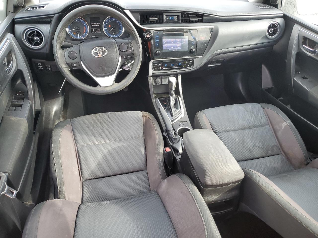 2018 Toyota Corolla VIN 5YFBURHE7JP753095 Copart auction photo, front end / minor dent/scratches damage thumbnail 8