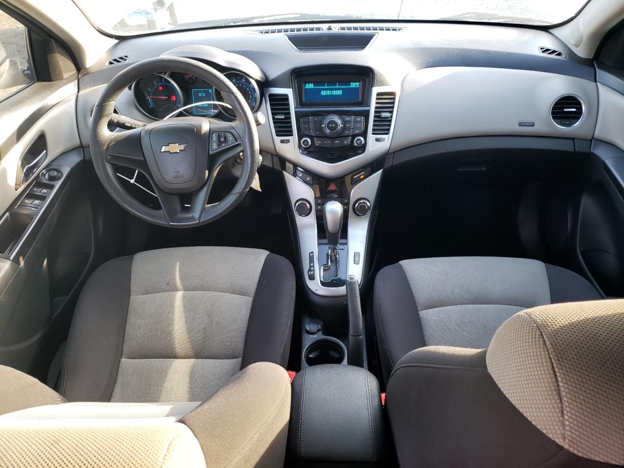 2014 Chevrolet Cruze VIN 1G1PA5SGXE7138672 Copart auction photo, front end / side damage thumbnail 8