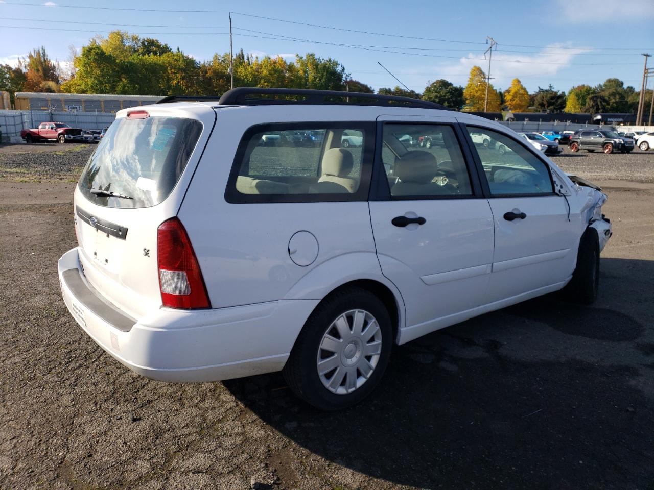 2004 Ford Focus VIN 1FAFP36334W107156 Copart auction photo, front end damage thumbnail 3