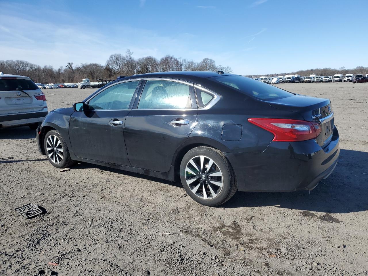 2018 Nissan Altima VIN 1N4AL3AP2JC184162 Copart auction photo, front end damage thumbnail 2