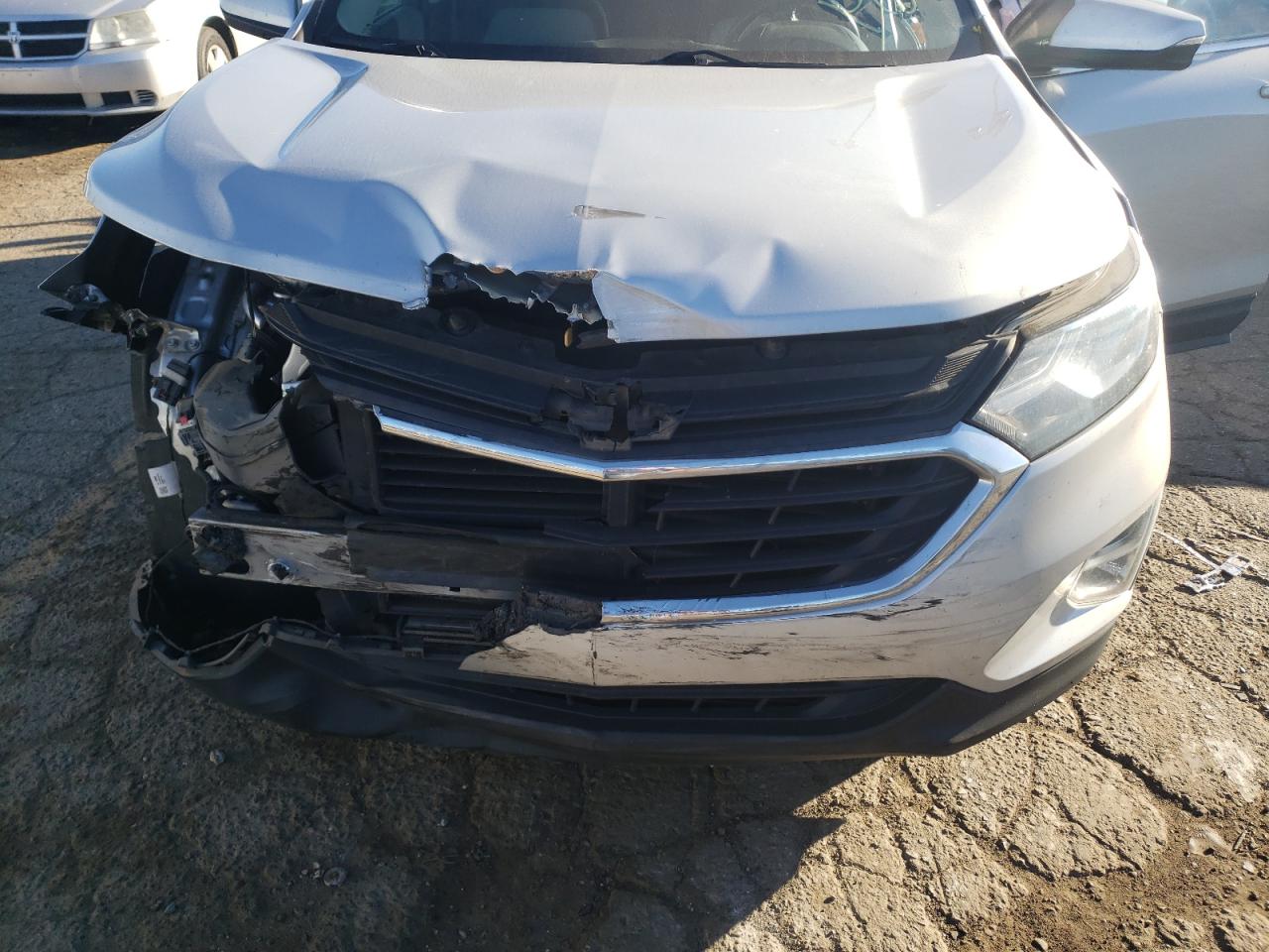 2019 Chevrolet Equinox VIN 2GNAXKEV4K6160237 Copart auction photo, front end damage thumbnail 11