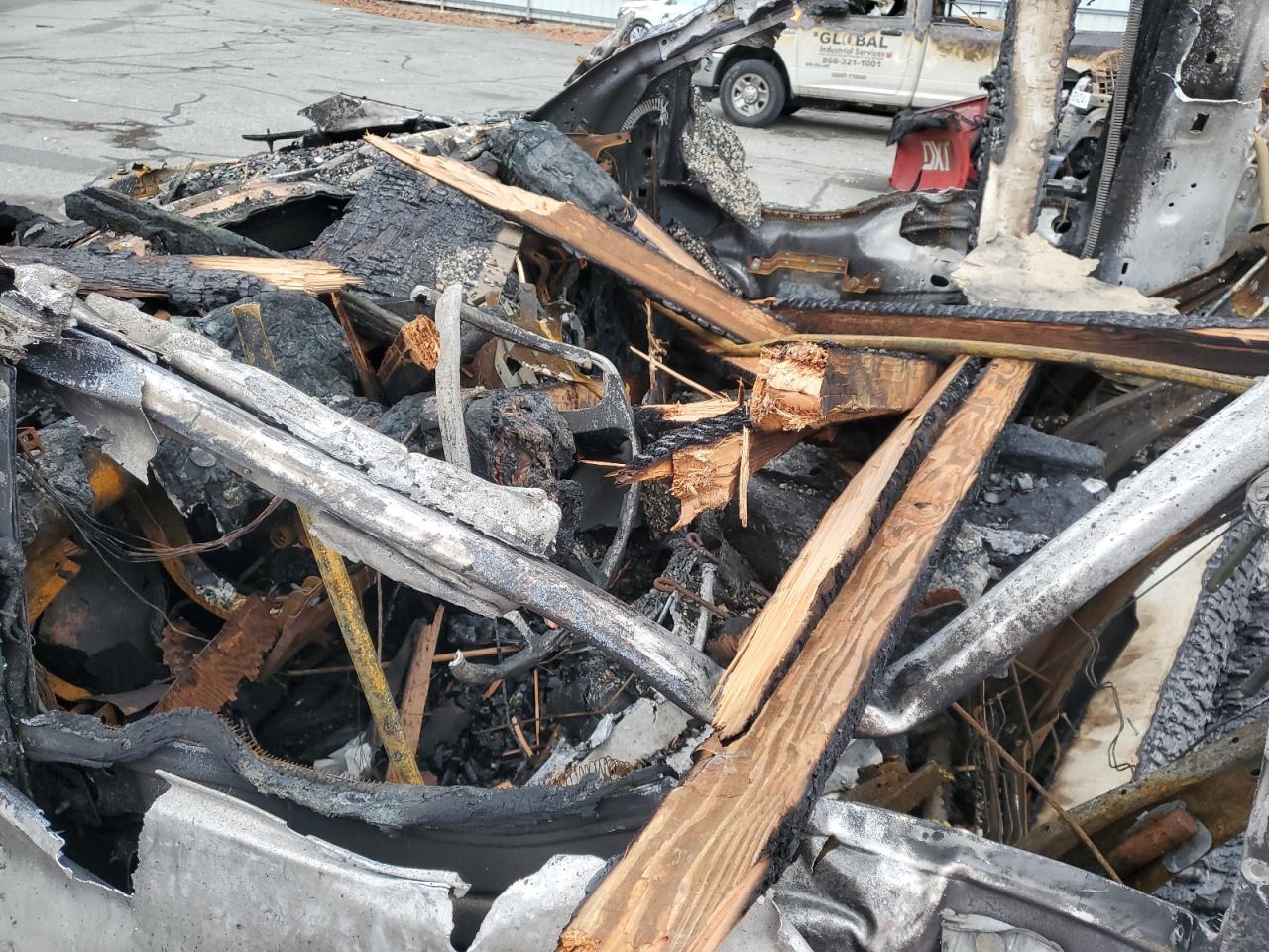 2019 Ford F250 VIN 1FTBF2B60KEF66346 Copart auction photo, burn / burn - interior damage thumbnail 7