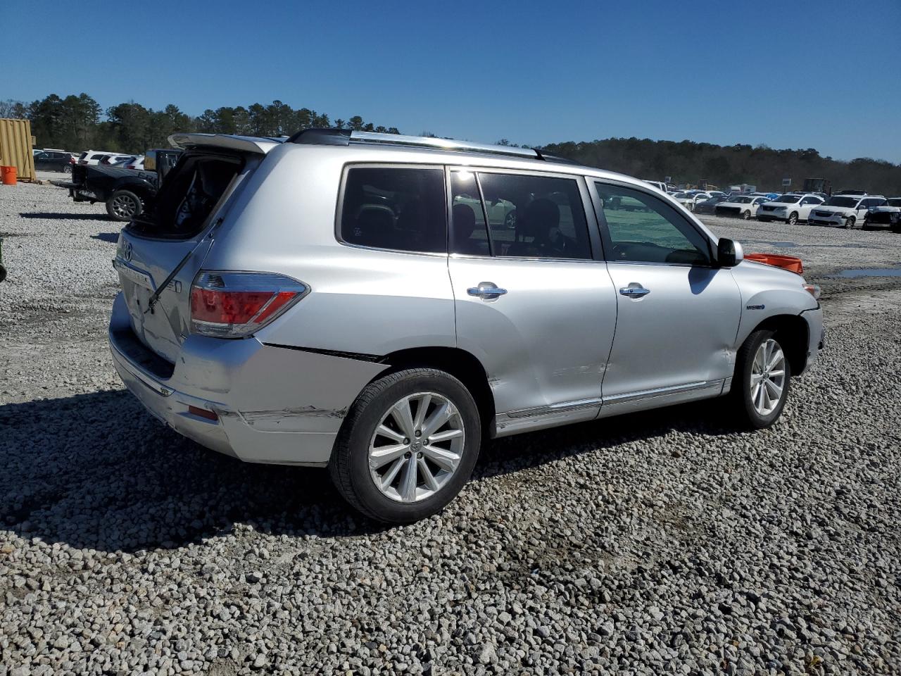 2013 Toyota Highlander VIN JTEDC3EH4D2018824 Copart auction photo, all over damage thumbnail 3