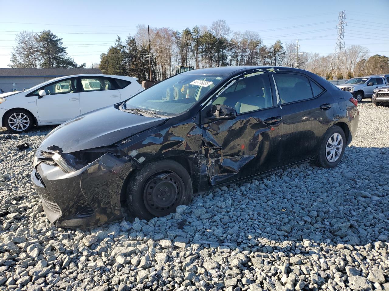 2018 Toyota Corolla VIN 5YFBURHE7JP765621