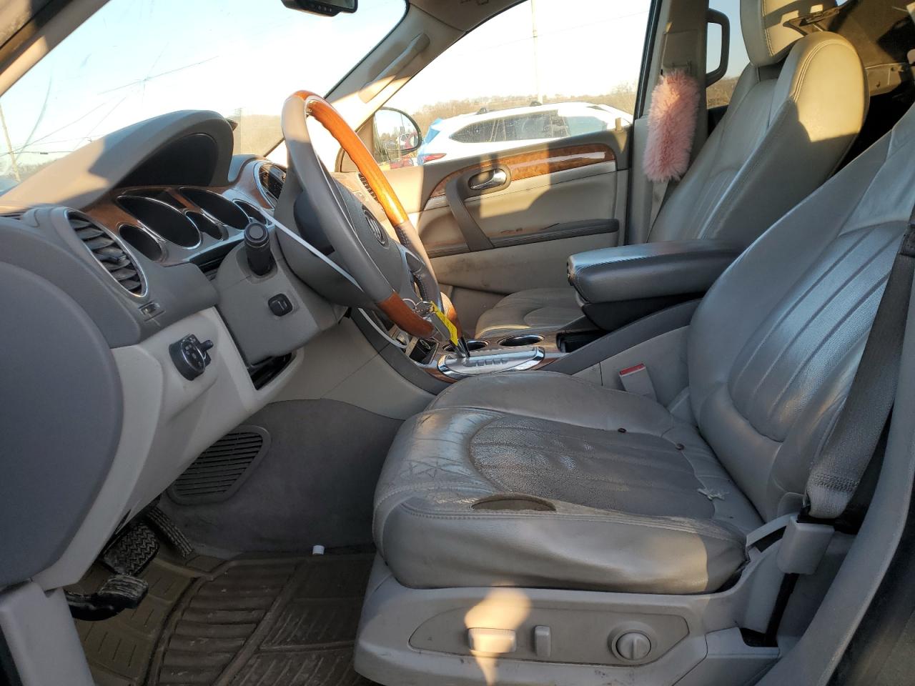 2011 Buick Enclave VIN 5GAKRCED3BJ114424 Copart auction photo, front end damage thumbnail 7