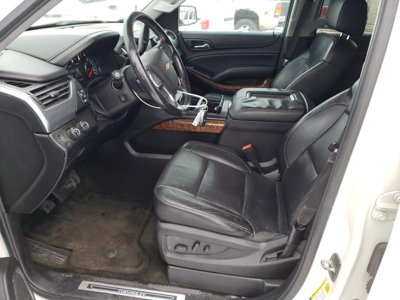 2015 Chevrolet Suburban VIN 1GNSKKKC0FR686302 Copart auction photo, front end damage thumbnail 7