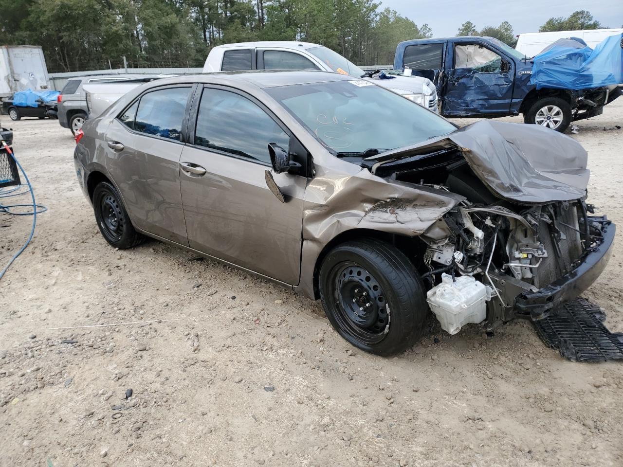 2018 Toyota Corolla VIN 2T1BURHE9JC111915 Copart auction photo, front end damage thumbnail 4