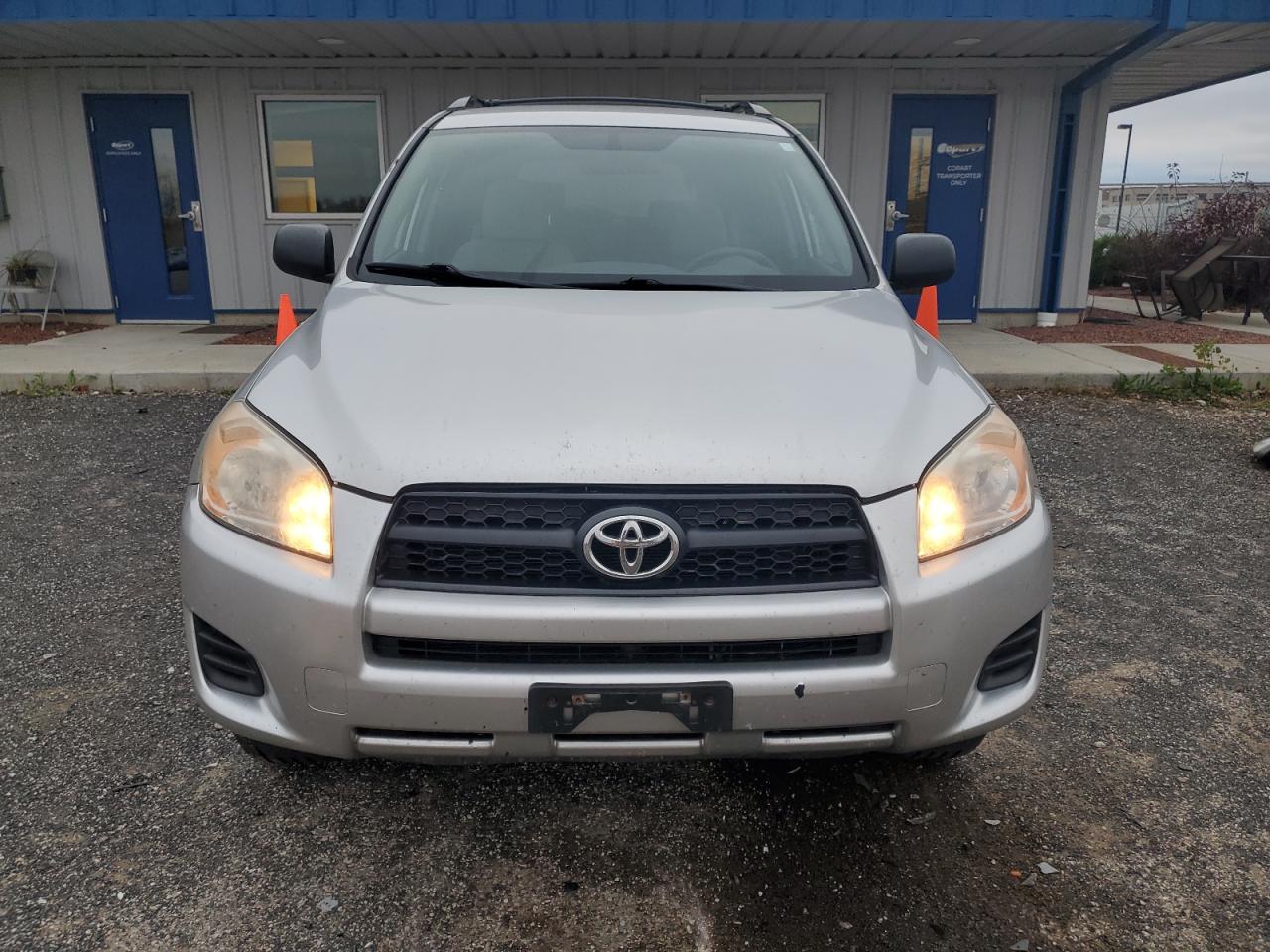 2010 Toyota RAV 4 VIN 2T3BF4DV6AW025485 Copart auction photo, side damage thumbnail 5
