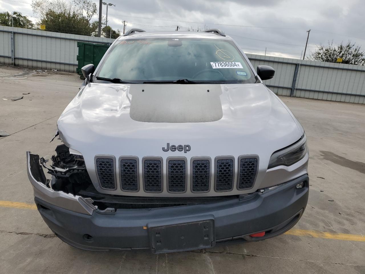 2019 Jeep Cherokee VIN 1C4PJMBX9KD153825 Copart auction photo, front end / rear end damage thumbnail 5