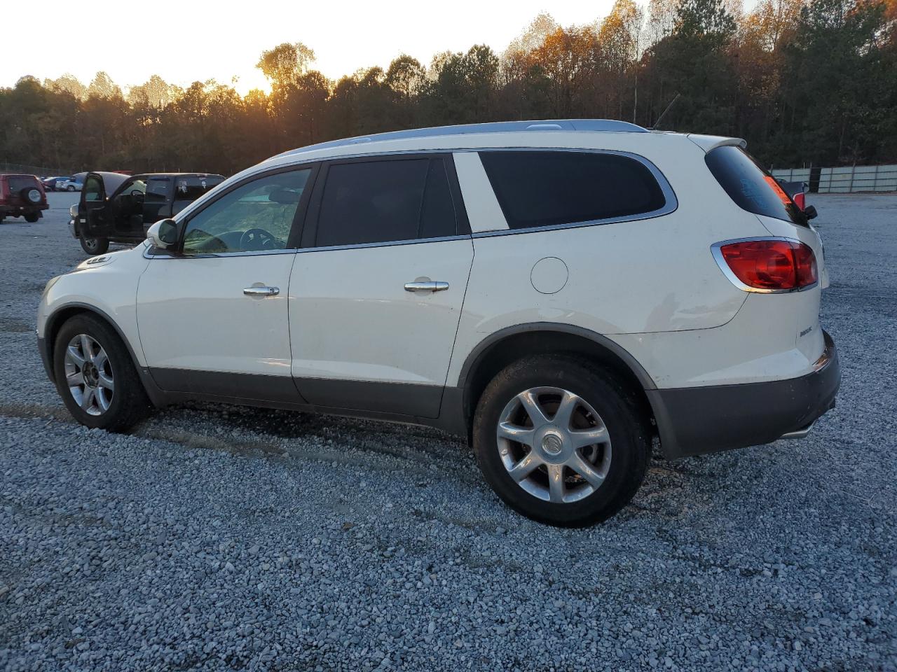 2008 Buick Enclave VIN 5GAEV23778J230704 Copart auction photo, undercarriage / minor dent/scratches damage thumbnail 2
