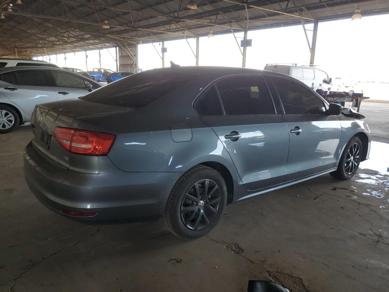2015 Volkswagen Jetta VIN 3VWD17AJ8FM239927 Copart auction photo, front end damage thumbnail 3