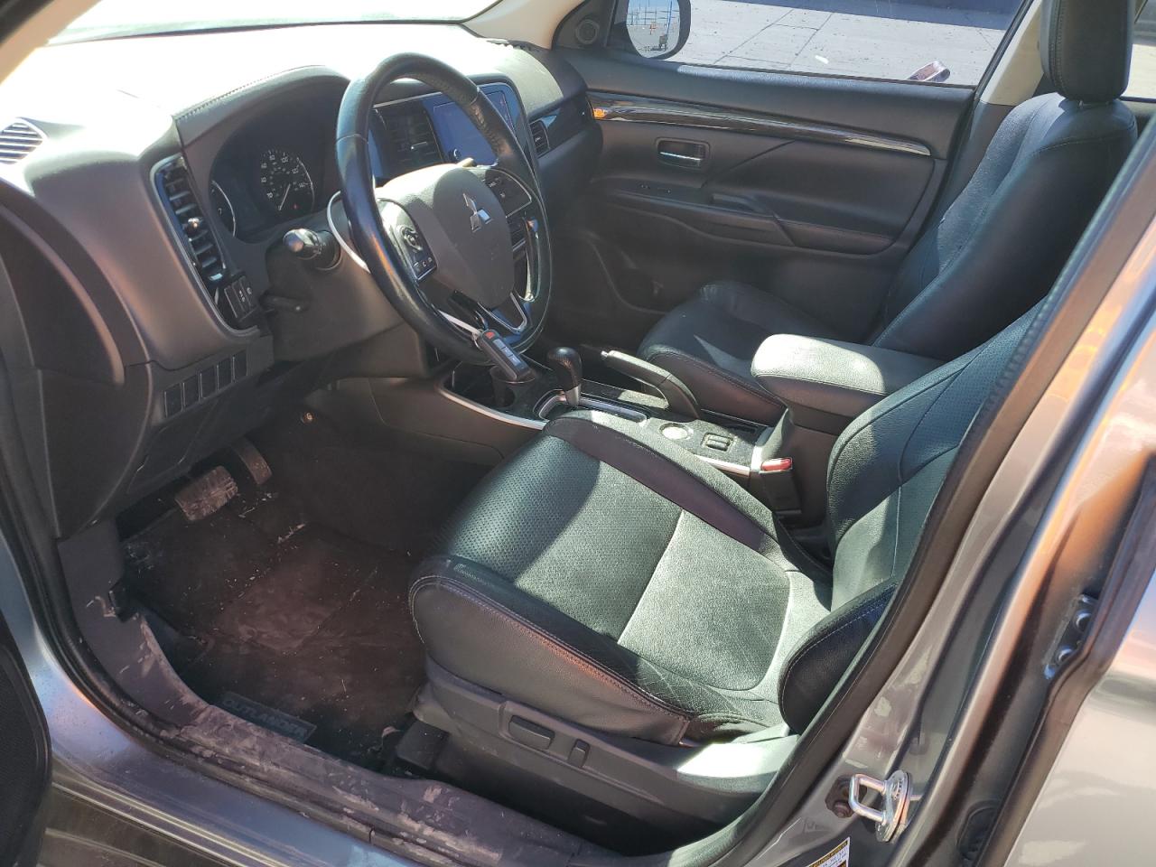 2017 Mitsubishi Outlander VIN JA4AD3A37HZ001859 Copart auction photo, front end damage thumbnail 7
