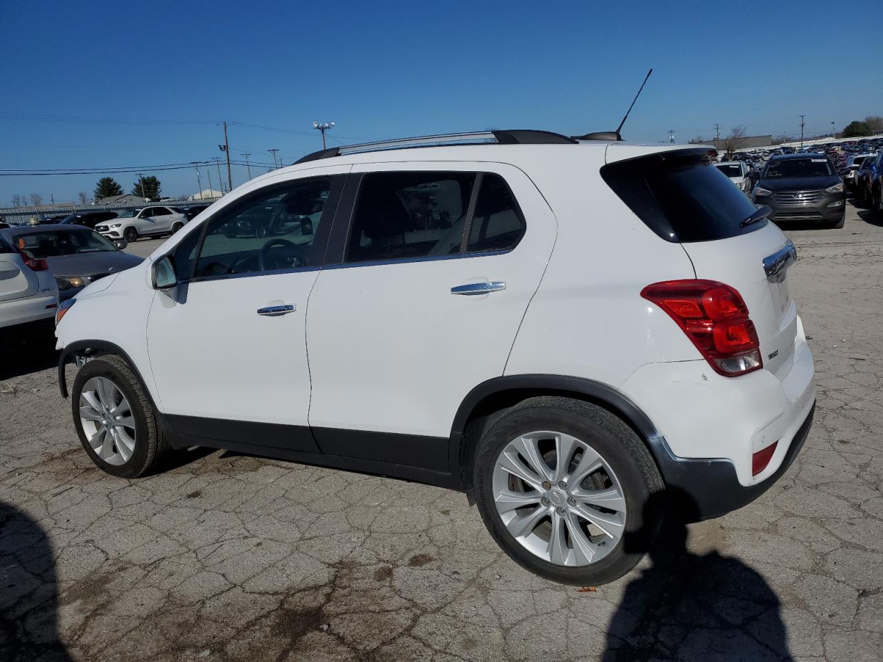 2019 Chevrolet Trax VIN 3GNCJMSBXKL215947 Copart auction photo, front end damage thumbnail 2