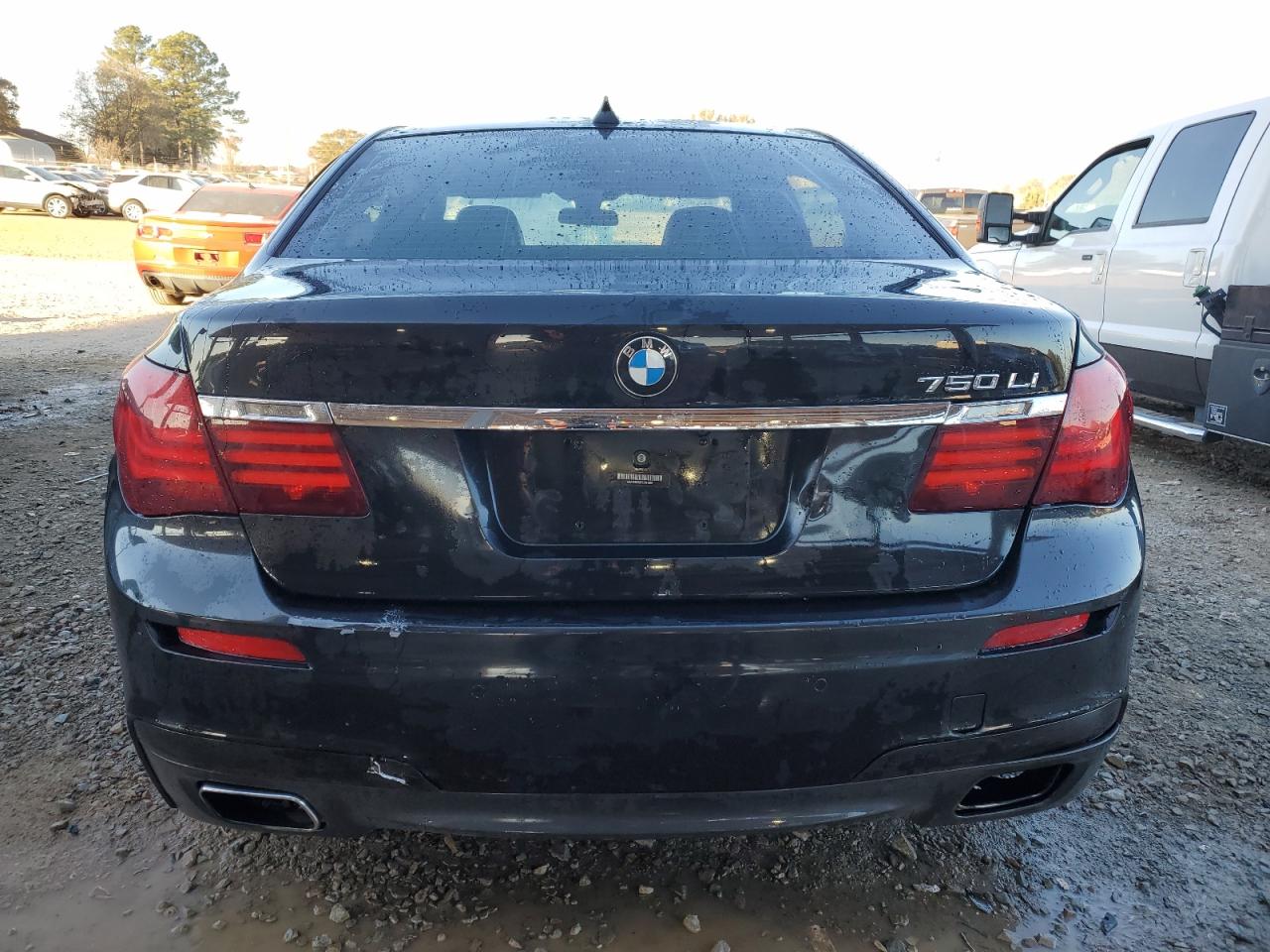2015 BMW 7er VIN WBAYE8C55FD781557 Copart auction photo, side damage thumbnail 6