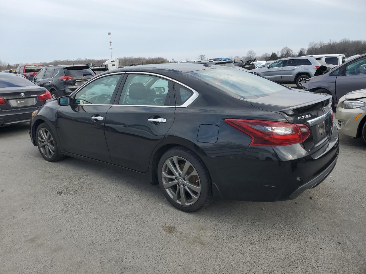 2018 Nissan Altima VIN 1N4AL3AP8JC149528 Copart auction photo, front end damage thumbnail 2