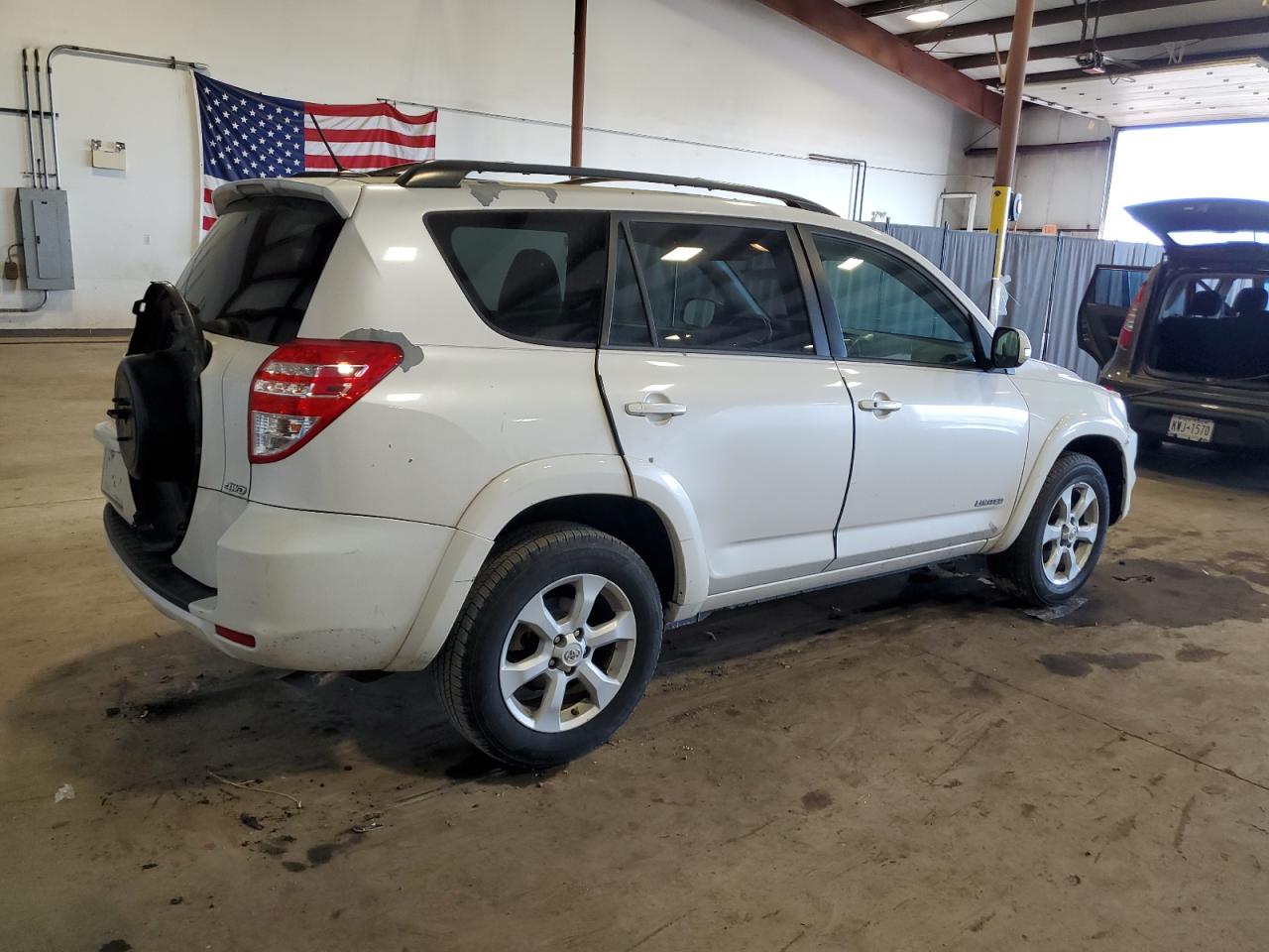 2012 Toyota RAV 4 VIN 2T3DK4DV3CW075848 Copart auction photo, front end / rear end damage thumbnail 3