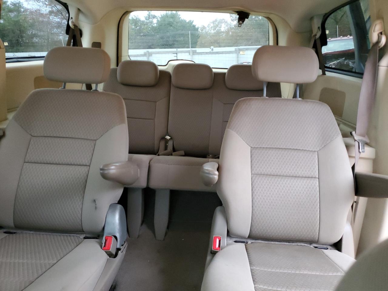 2010 Chrysler Town & Country VIN 2A4RR4DEXAR161919 Copart auction photo, front end / minor dent/scratches damage thumbnail 10