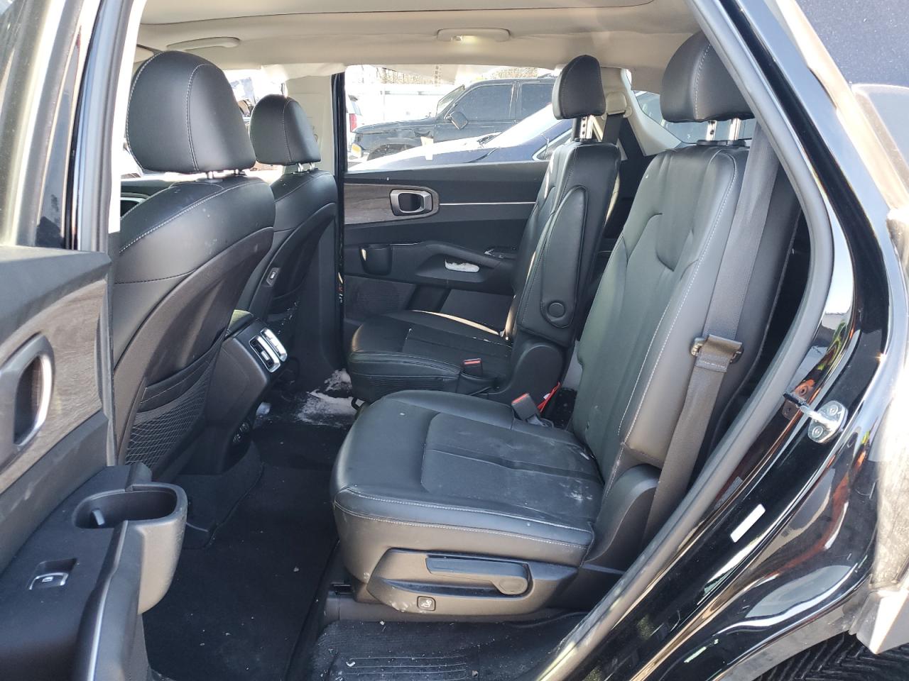 2021 KIA Sorento VIN 5XYRHDLF8MG065220 Copart auction photo, all over damage thumbnail 11