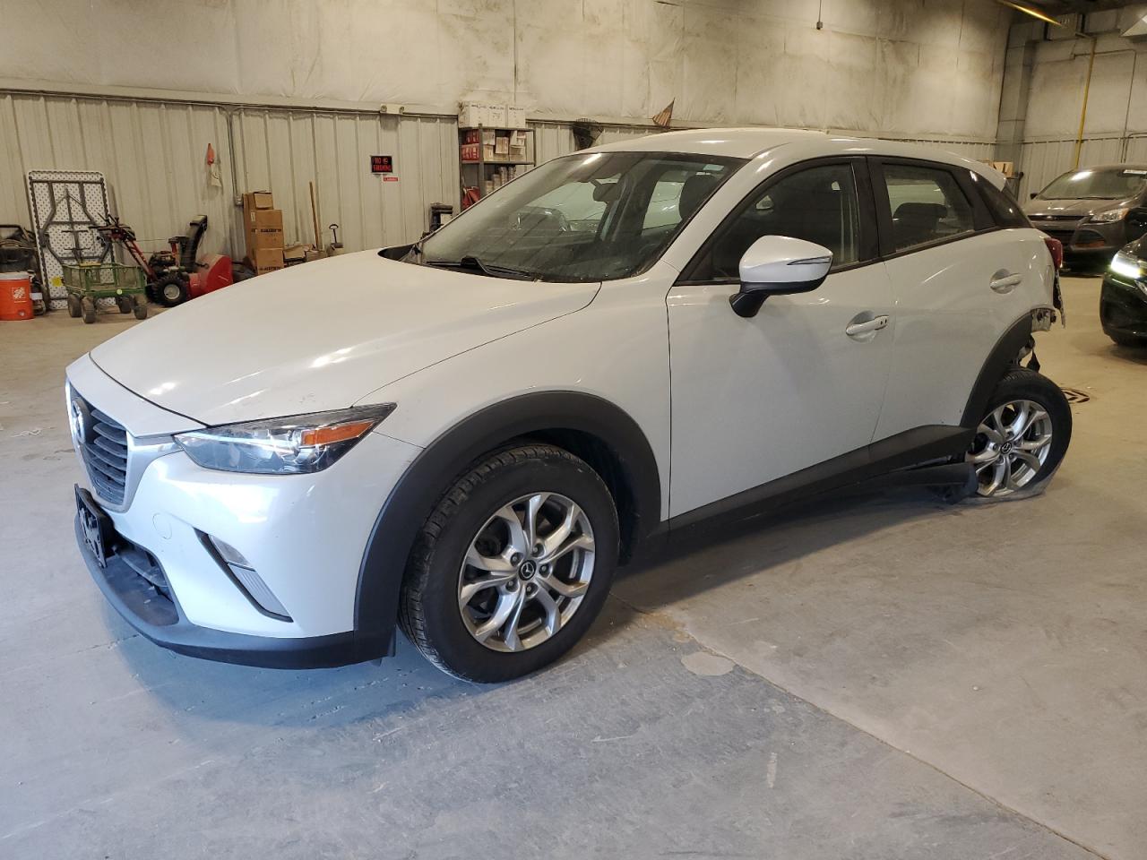 2016 Mazda CX-3 VIN JM1DKBC71G0124045