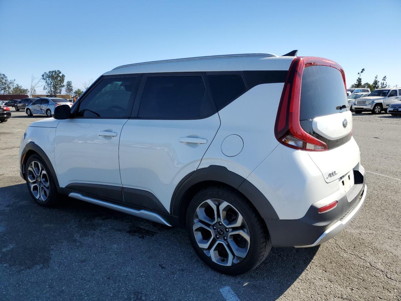 2020 KIA Soul VIN KNDJ23AU5L7095443 Copart auction photo, burn / side damage thumbnail 2
