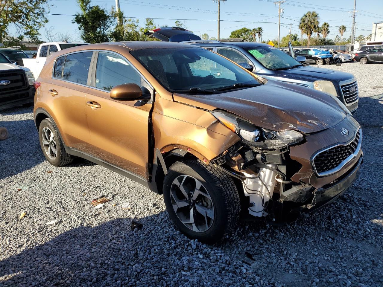 2021 KIA Sportage VIN KNDPM3AC0M7852357 Copart auction photo, front end damage thumbnail 4