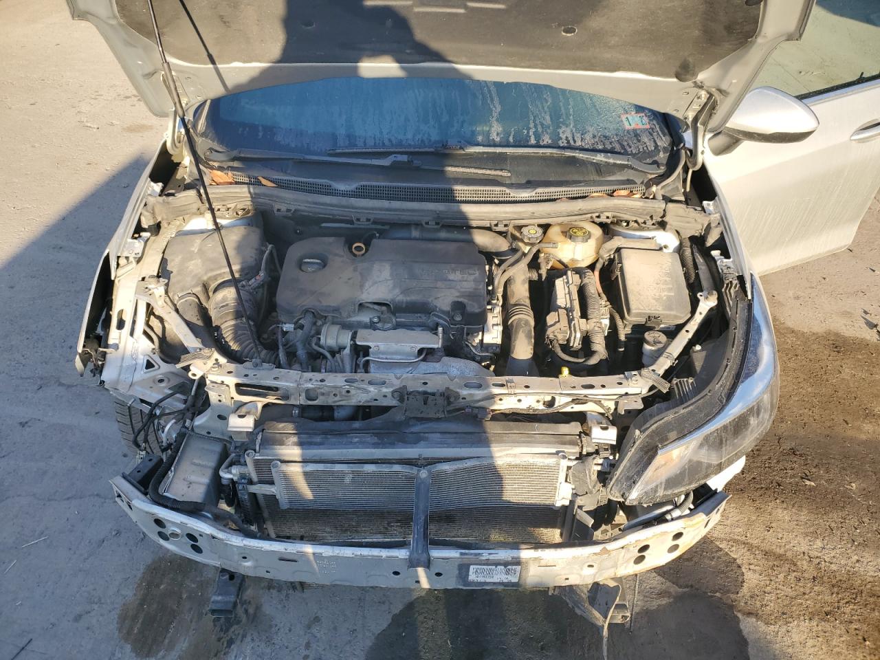 2018 Chevrolet Cruze VIN 1G1BE5SMXJ7163456 Copart auction photo, front end / side damage thumbnail 11