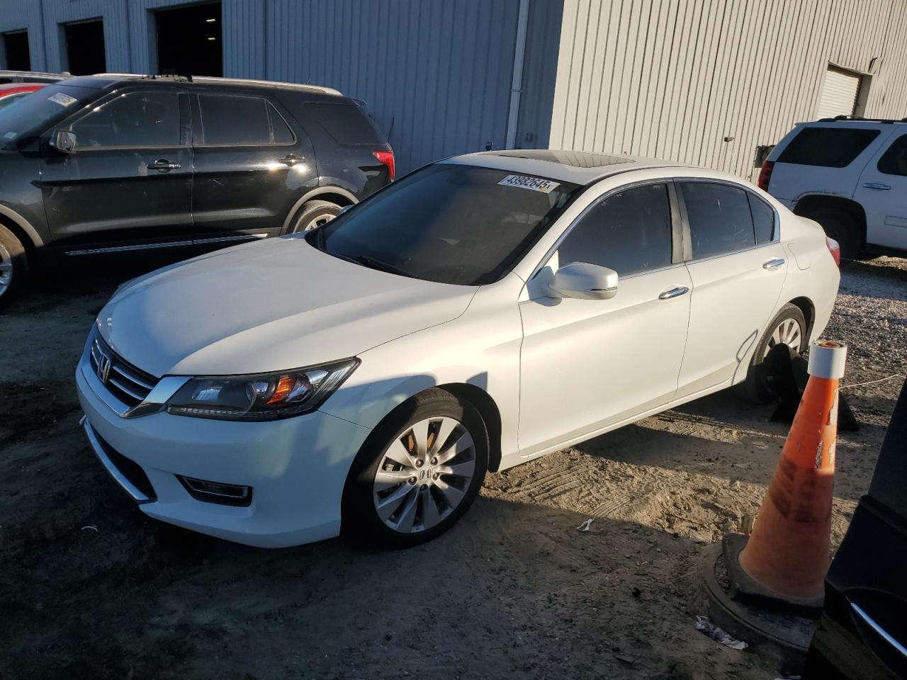 2013 Honda Accord VIN 1HGCR2F83DA164565