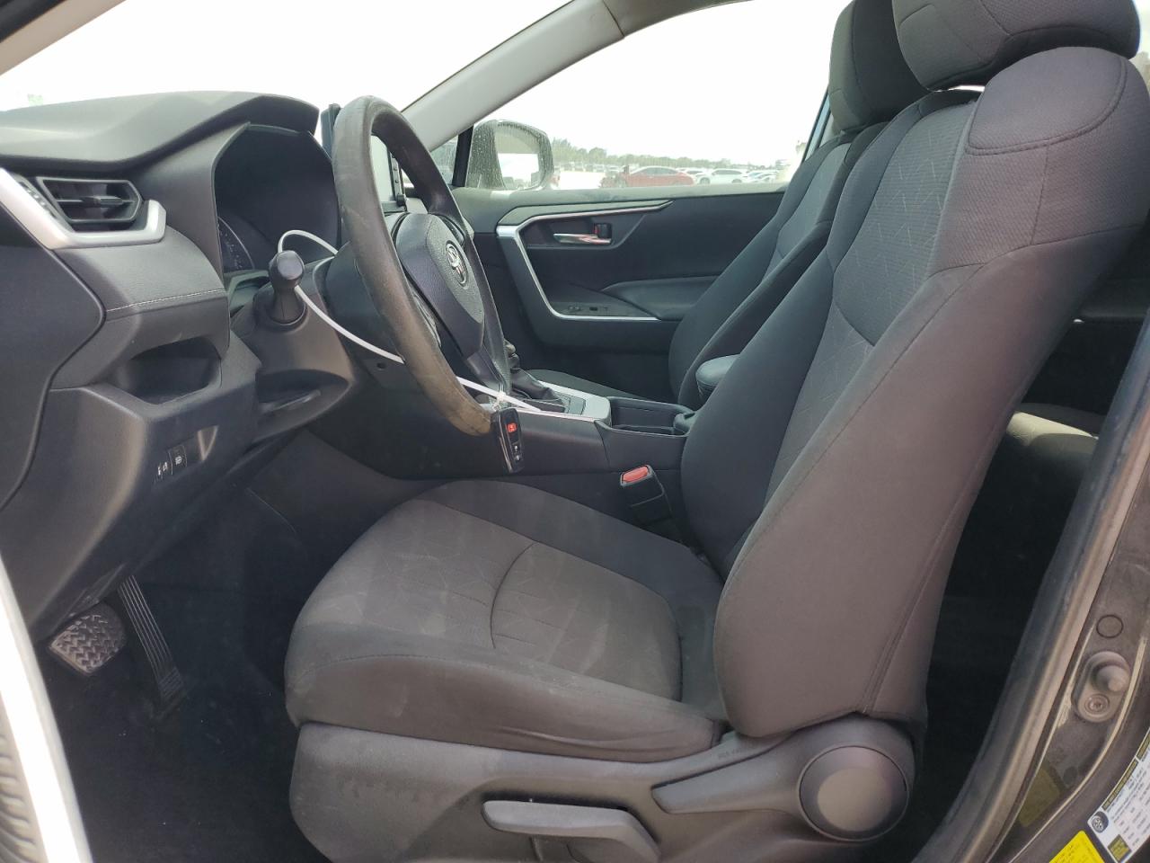 2019 Toyota RAV 4 VIN 2T3W1RFV5KW051717 Copart auction photo, front end / minor dent/scratches damage thumbnail 7