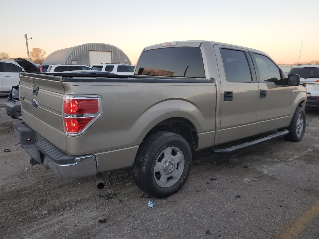 2010 Ford F-150 VIN 1FTEW1C8XAFD87439 Copart auction photo, front end damage thumbnail 3