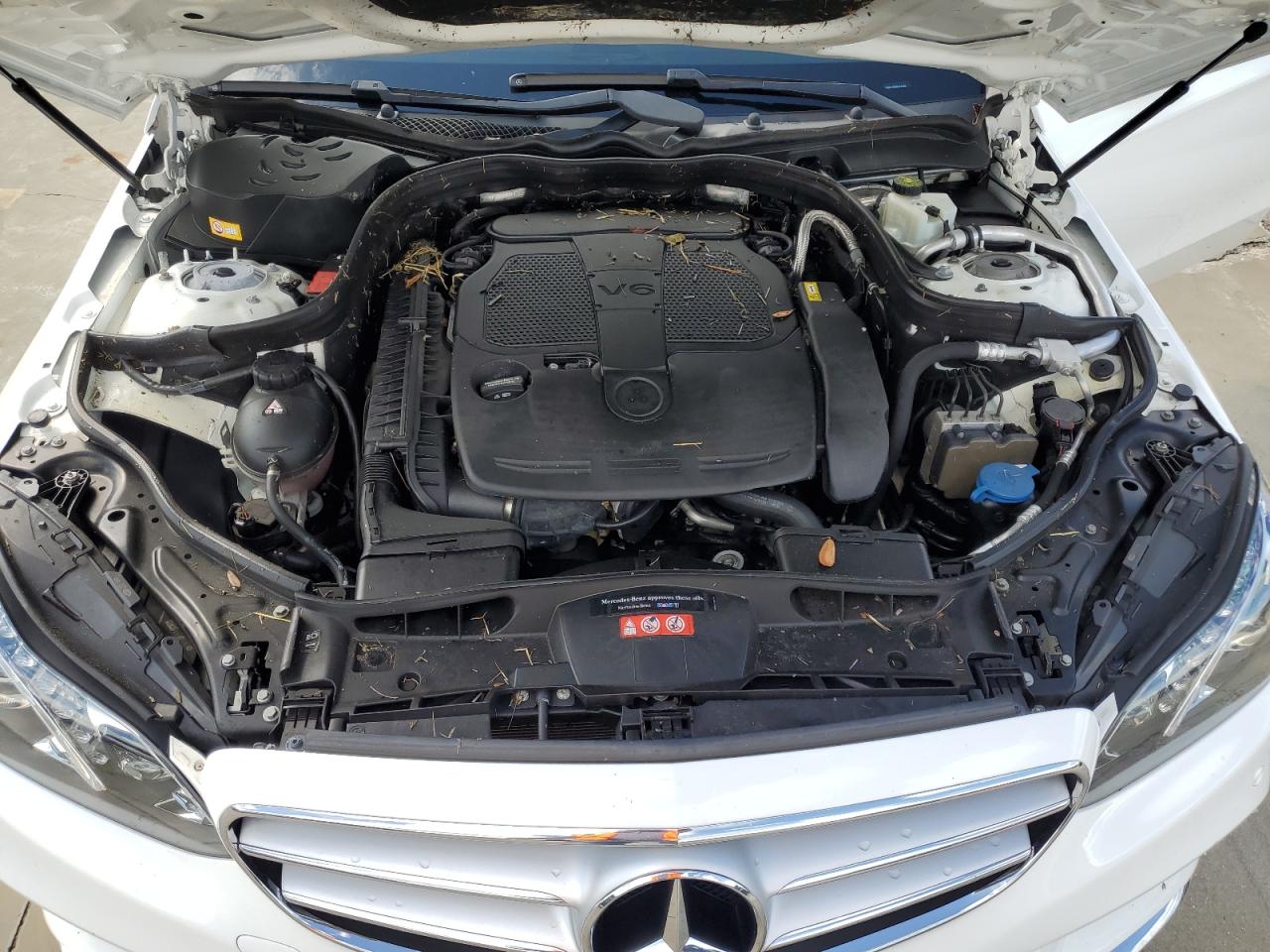 2015 Mercedes-Benz E-klasse VIN WDDHF5KBXFB141402 Copart auction photo, water/flood damage thumbnail 11