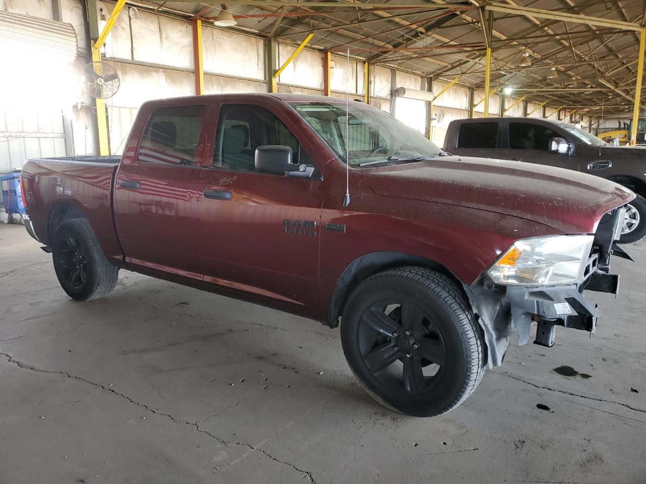 2018 RAM 1500 VIN 3C6RR6KT9JG118351 Copart auction photo, front end damage thumbnail 4