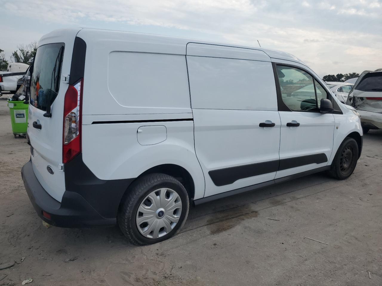 2020 Ford Transit VIN NM0LS7E24L1477472 Copart auction photo, normal wear damage thumbnail 3