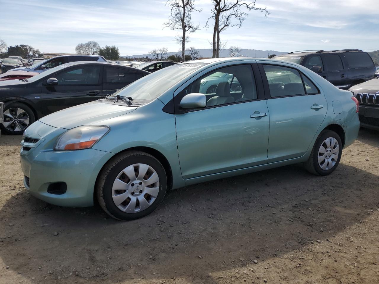 2007 Toyota Yaris VIN JTDBT923371047054