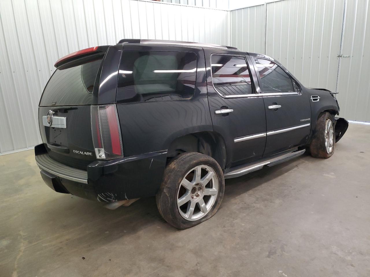 2013 Cadillac Escalade VIN 1GYS4BEF6DR169621 Copart auction photo, all over / undercarriage damage thumbnail 3