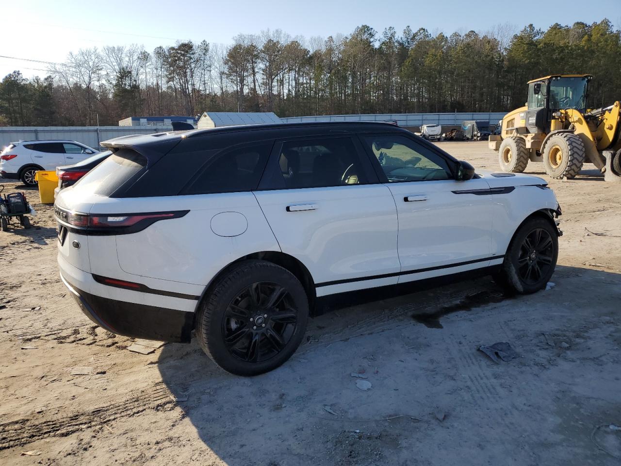 2019 Land Rover Range Rover VIN SALYL2EXXKA780445 Copart auction photo, front end damage thumbnail 3