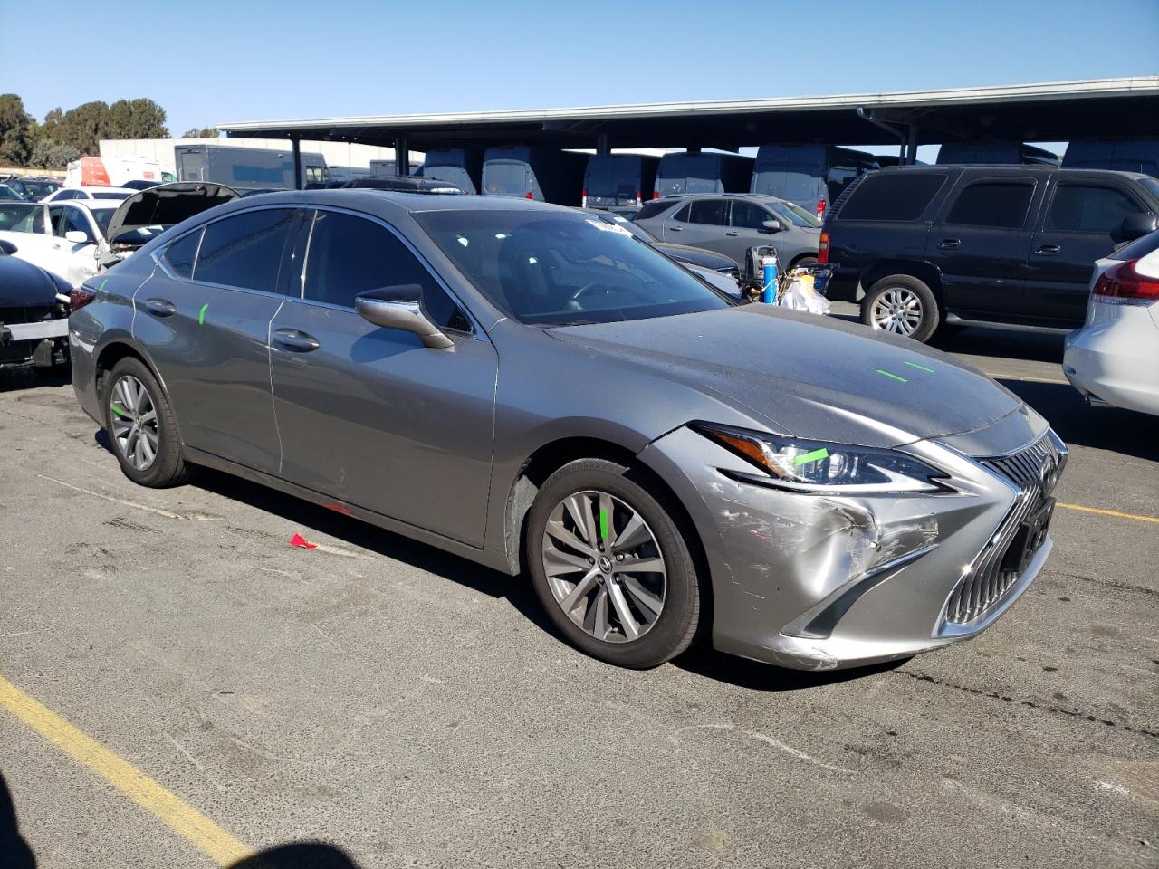 2019 Lexus ES VIN 58ABZ1B12KU018302 Copart auction photo, vandalism damage thumbnail 4