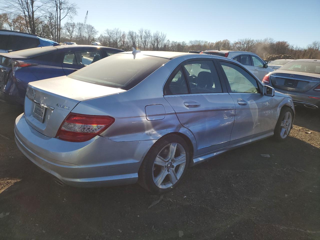 2011 Mercedes-Benz C-klasse VIN WDDGF8BB6BA497309 Copart auction photo, side / front end damage thumbnail 3