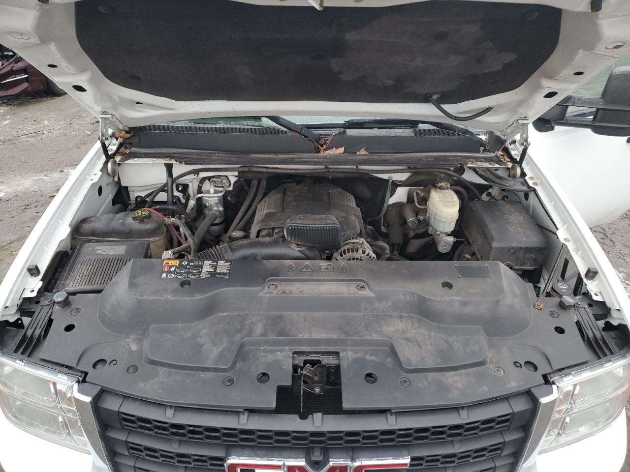 2013 GMC Sierra VIN 1GT02ZCG6DZ361001 Copart auction photo, burn / rear end damage thumbnail 11