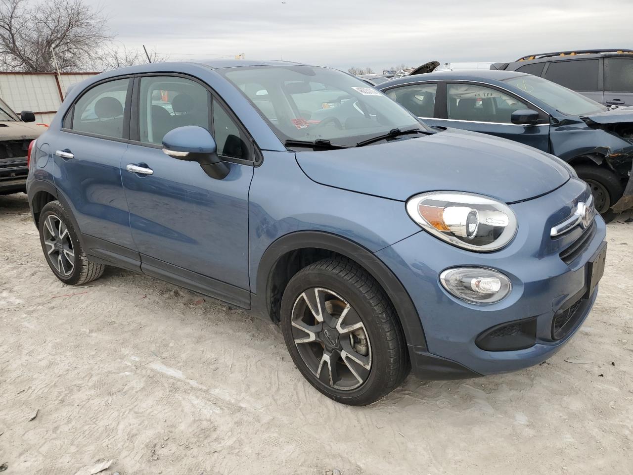 2017 Fiat 500 VIN ZFBCFXAB7HP612528 Copart auction photo, minor dent/scratches damage thumbnail 4