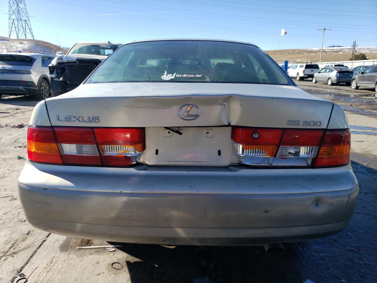 1999 Lexus ES VIN JT8BF28G4X0234946 Copart auction photo, front end / side damage thumbnail 6