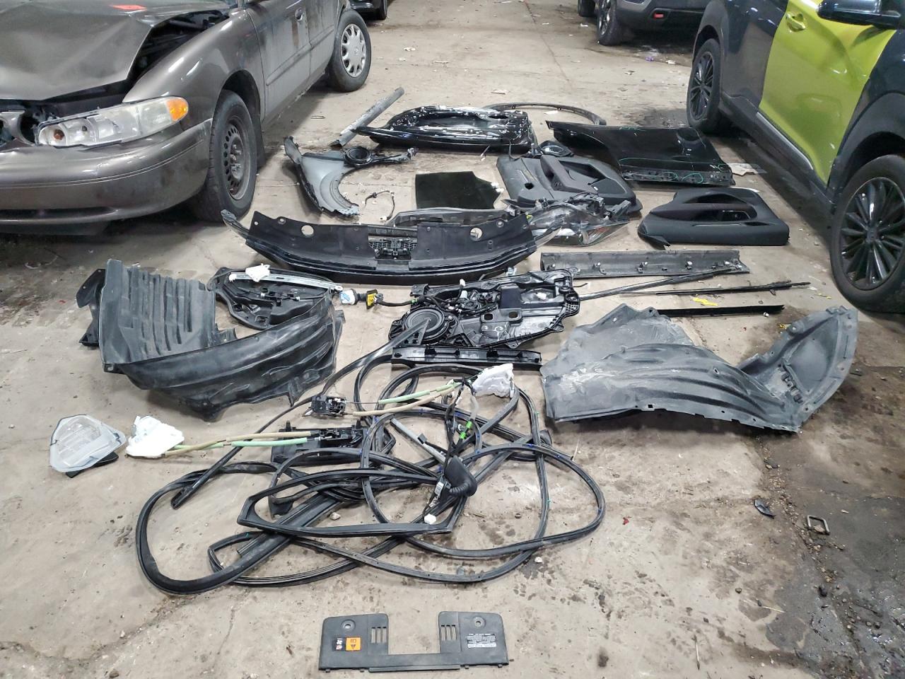 2019 Mazda CX-5 VIN JM3KFBEY5K0512798 Copart auction photo, all over / stripped damage thumbnail 13