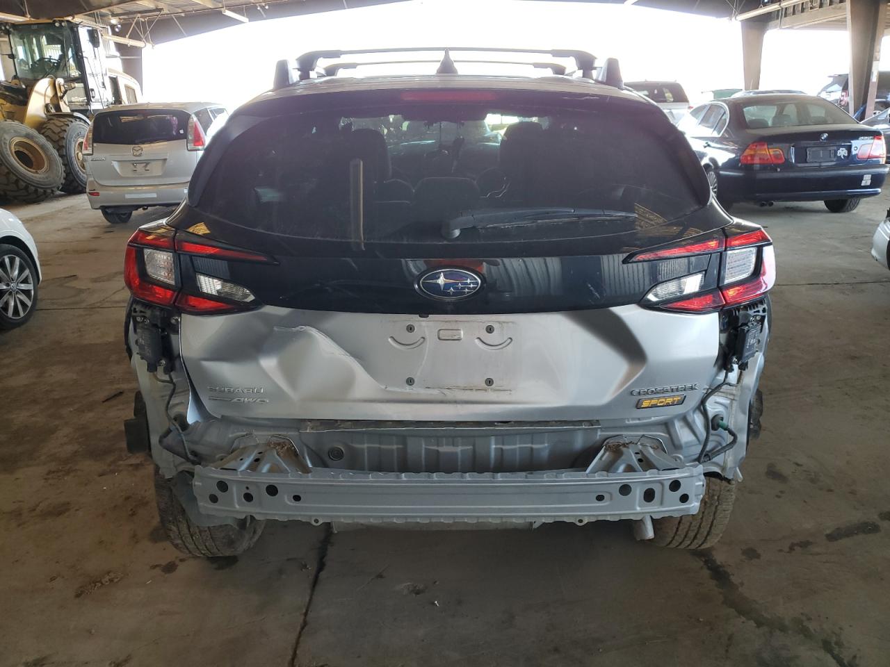 2024 Subaru XV VIN 4S4GUHF61R3720962 Copart auction photo, all over damage thumbnail 6