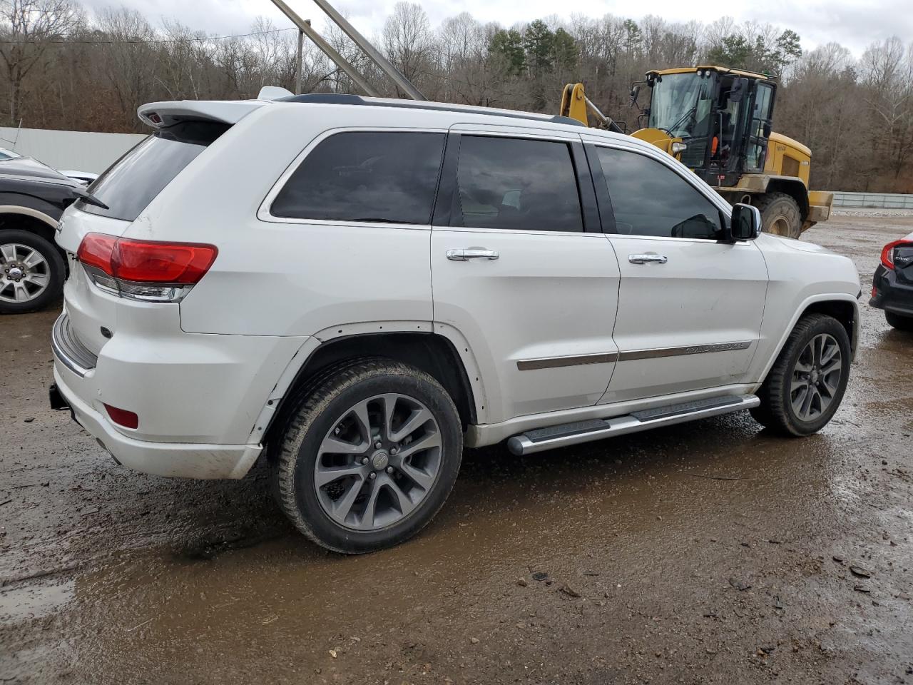 2017 Jeep Grand Cherokee VIN 1C4RJFCT5HC743275 Copart auction photo, front end damage thumbnail 3