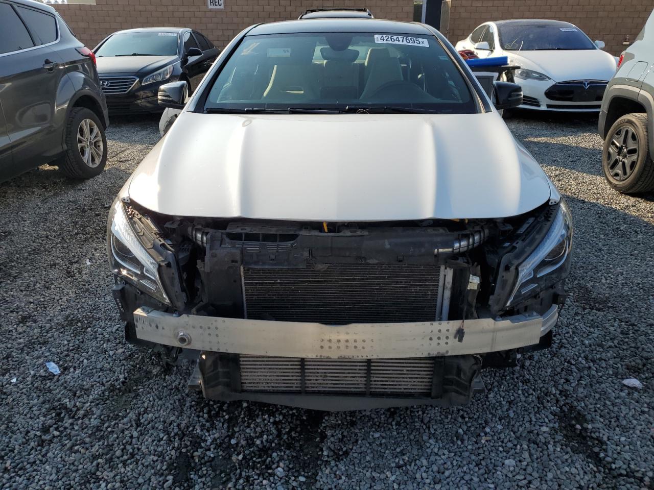 2019 Mercedes-Benz CLA-klasse VIN WDDSJ4EB3KN753928 Copart auction photo, front end / minor dent/scratches damage thumbnail 5