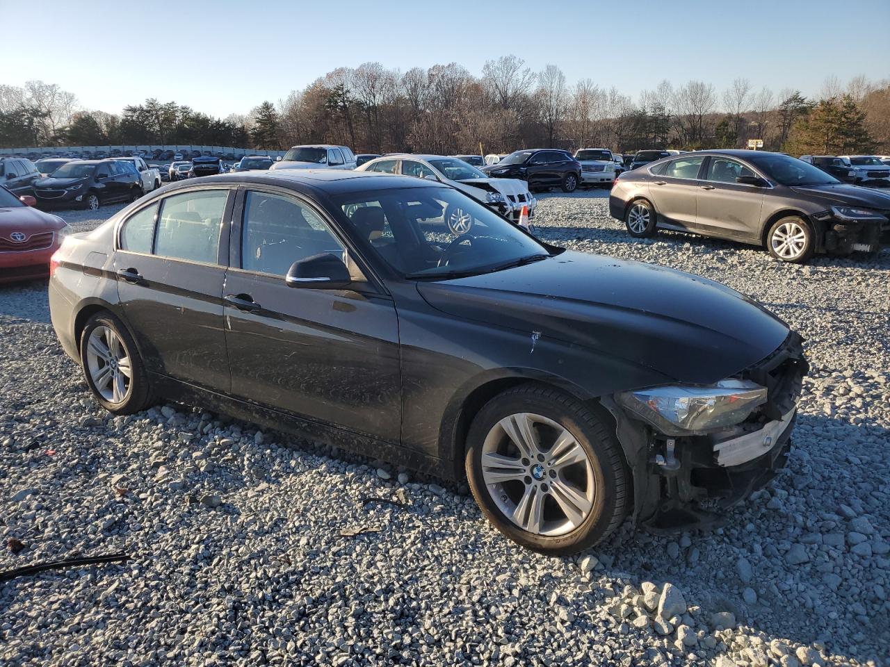 2016 BMW 3er VIN WBA8E9G53GNT82643 Copart auction photo, front end damage thumbnail 4