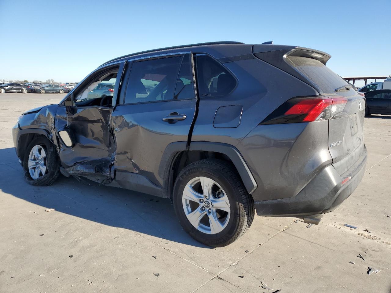 2019 Toyota RAV 4 VIN 2T3W1RFV9KW005663 Copart auction photo, side damage thumbnail 2
