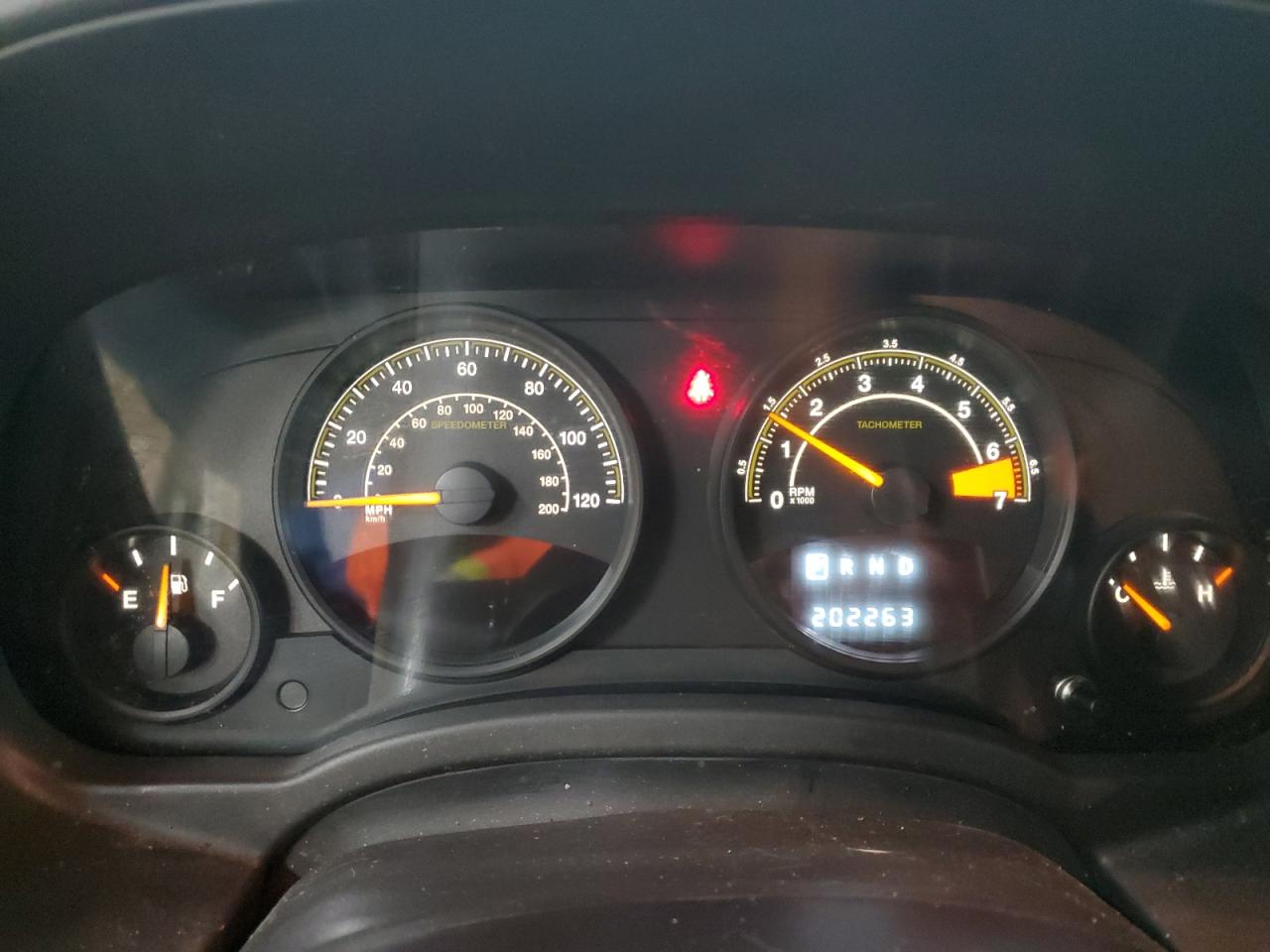 2015 Jeep Liberty (Patriot) VIN 1C4NJPBB7FD438445 Copart auction photo, side / front end damage thumbnail 9